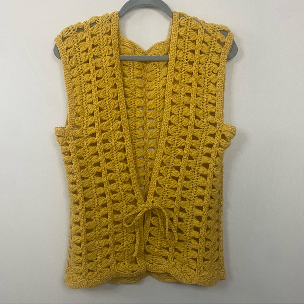 Vintage 1970’s Handmade Crochet Marigold Mustard Yellow Sweater Vest OS